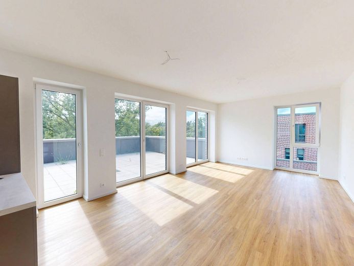 Wohntraum in Rissen: Exklusives 4-Zimmer-Penthouse mit eigenem Lift und weitläufiger Dachterrasse – Ansicht I: Wohn- und Esszimme…