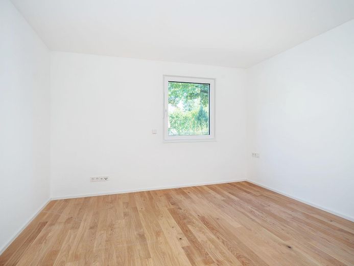 2-Zimmer Erdgeschosswohnung in Parsdorf - Erstbezug – Schlafzimmer