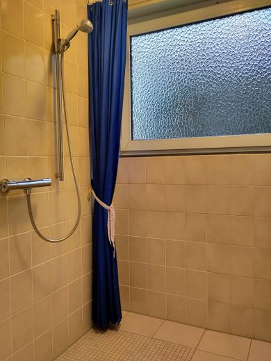 WG-Zimmer frei in Mainz – Uni, Klinik & City fast vor der Tür! – Bad