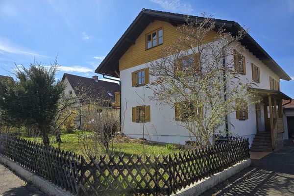 Una casa con spazio per le idee – Possibili 3 appartamenti separati
