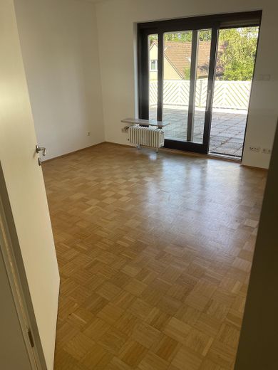 Zimmer mit großer Dachterasse