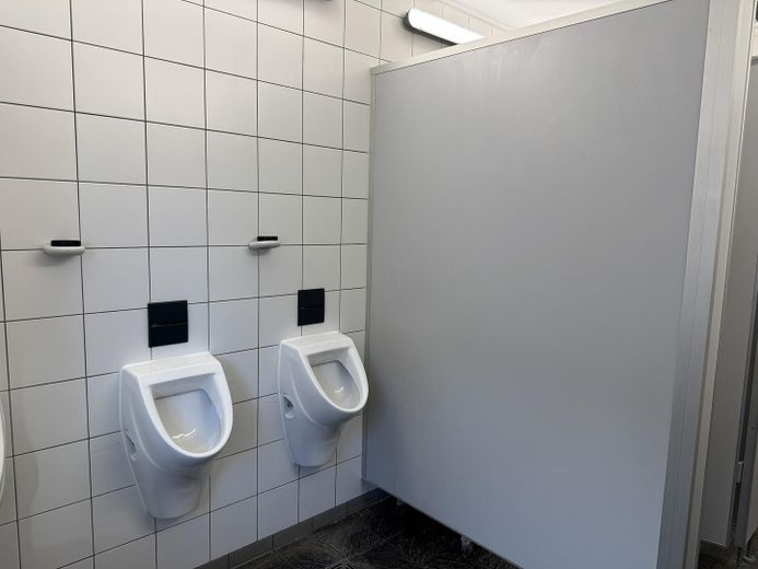 getrennte WC Bereiche