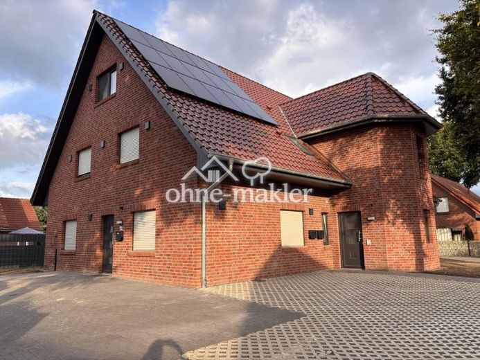 Schöne große OG-Wohnung im KFW40-Plus Haus zu vermieten! – Foto 1