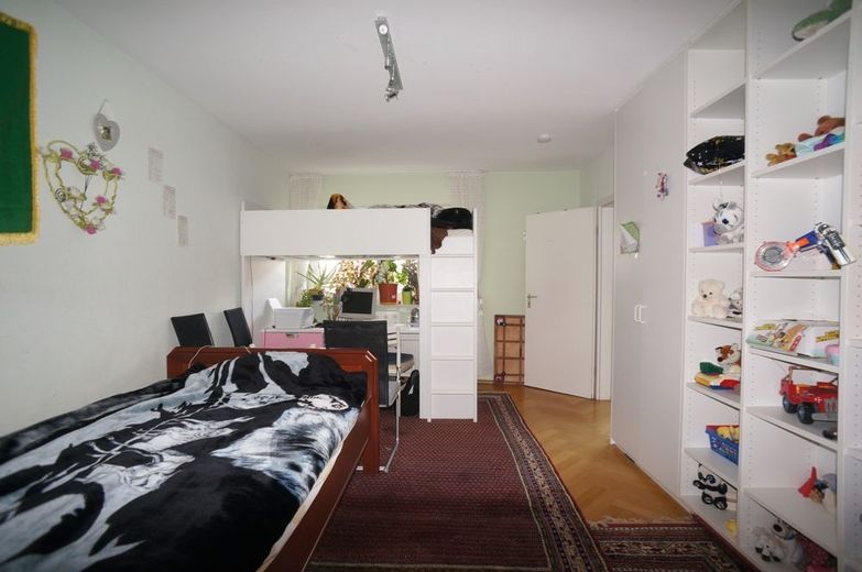 Schlafzimmer II