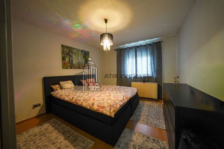 ATIK: Gemütliche 3-Zimmer-Wohnung in ruhiger Lage – 1. Schlafzimmer