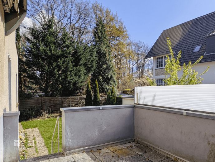 Hier beginnt Ihr Familienglück: naturnah wohnen, viel Platz und Raum für Ihre Ideen – Terrasse