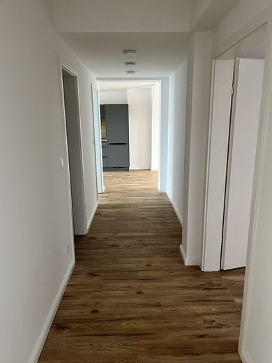 Dachgeschosswohnung Dietzgenstraße 93 – Flur
