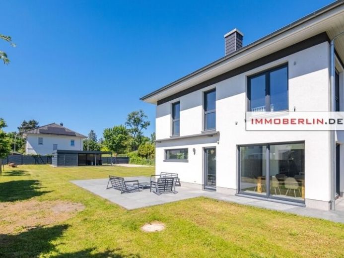 IMMOBERLIN.DE - Architettura moderna con giardino a sud-ovest su terreno divisibile vicino alla Havel – Foto 1
