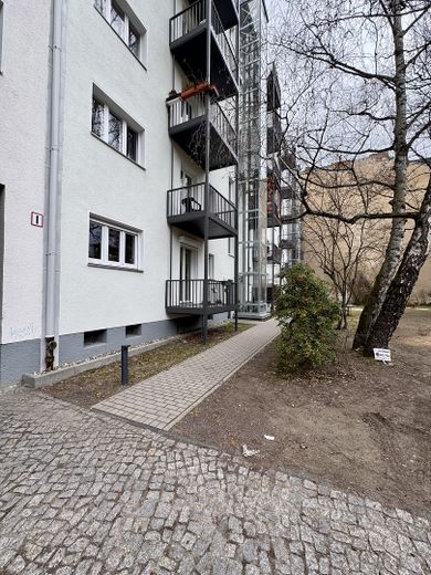 Appartement 1 pièce disponible immédiatement, de particulier à particulier, à Kreuzberg – près de Bergmannstraße & Viktoriapark – Hinterhof