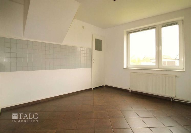 +++ Charmante DHH mit sonnigem Hof - Ihr neues Zuhause! +++ – Küche II