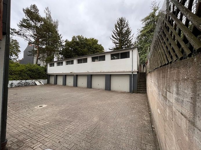 Haushof Garagenpark