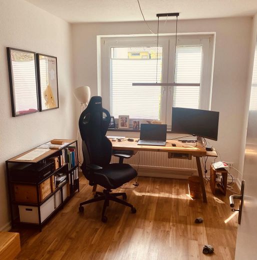 Agradable vivienda de 4 habitaciones con balcón en Hildesheim – Arbeitszimmer 2