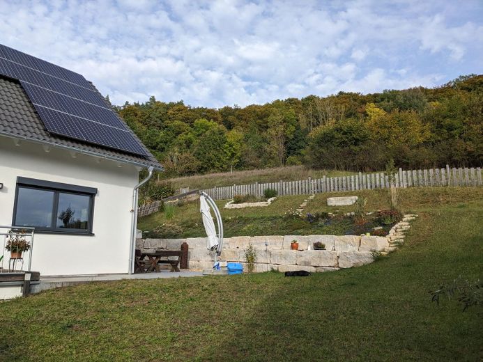 Haus mit Blick ins Grüne