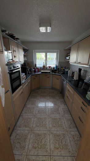 Grosses Einfamilienhaus in zentraler Lage – Küche