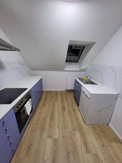Frisch sanierte, möblierte, geräumige 1-Zimmer Wohnung in Neumarkt i.d.OPf. – Küche