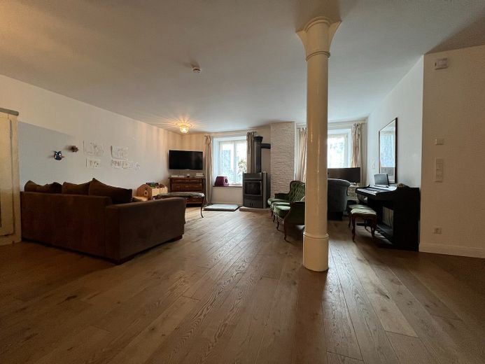 Wohnzimmer (46qm)