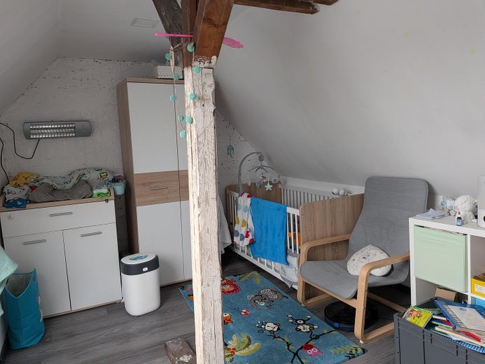 Attraente casa a schiera con mansarda ampliata – Foto 7