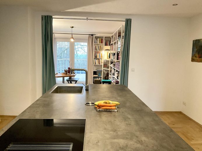 Schönes, solide saniertes und bezugsfertiges Haus auf Rügen mit Photovoltaik – Blick in Arbeitszimmer