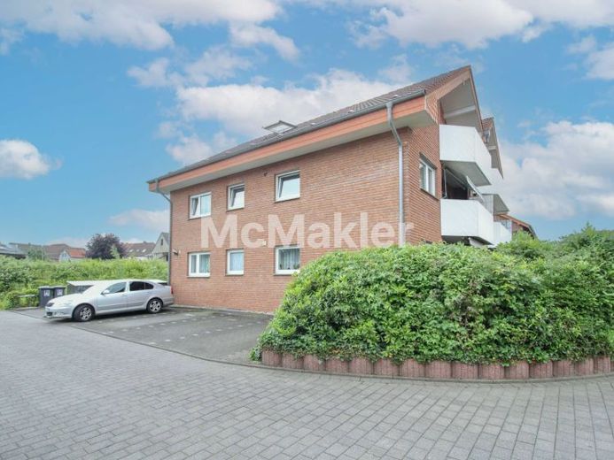 Der erste Meilenstein auf dem Weg zum Eigenheim – charmante Dachgeschosswohnung in Bad Lippspringe – Foto 1