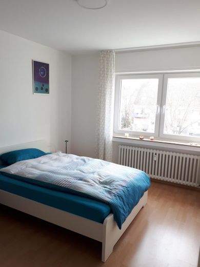 Bonn Lengsdorf schöne 2 Zimmer Wohnung mit Balkon, seperater Küche - Bad mit Badwanne – Foto 4