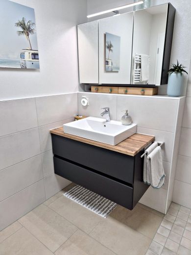 Barrier-free 2-room apartment with service living, elevator & balcony – new build 2024, A+, commission-free – Photo 7