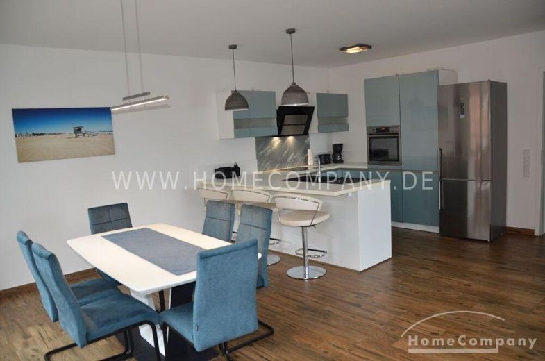 Schöne, geräumige 4 Zi.Whg., möbliert, mit Balkon. – f8ad68151f57a181c643c083d24135e556b936de.jpg