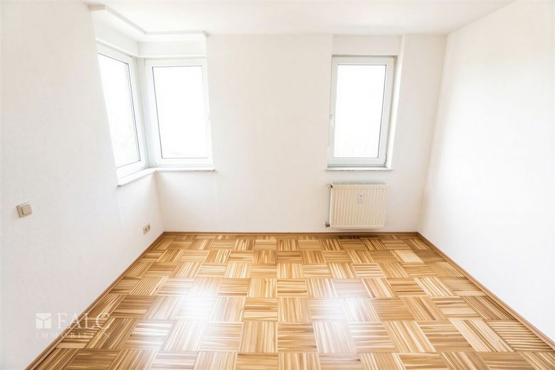 Schöner Wohnen mit 3ZKB in Homburg- Erbach! – Schlafzimmer 2