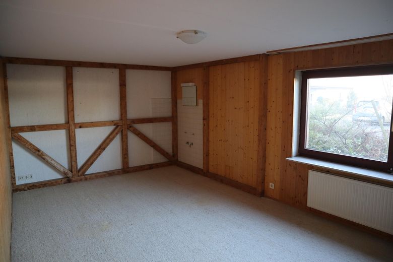 Großzügiges Einfamilienhaus mit Traumgrundstück und Taunusblick – Keller Raum 1