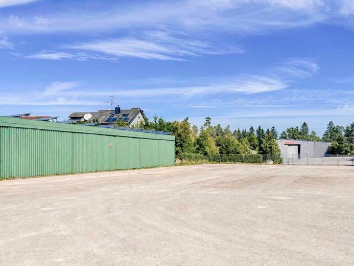 Parcela comercial arrendada con potencial de desarrollo en la zona industrial de Schwarzenbruck – Foto 1