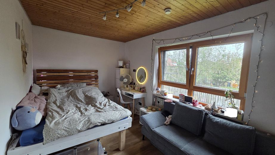 Ampio bungalow con giardino, finiture di pregio e area aggiuntiva opzionale – Schlafzimmer 3