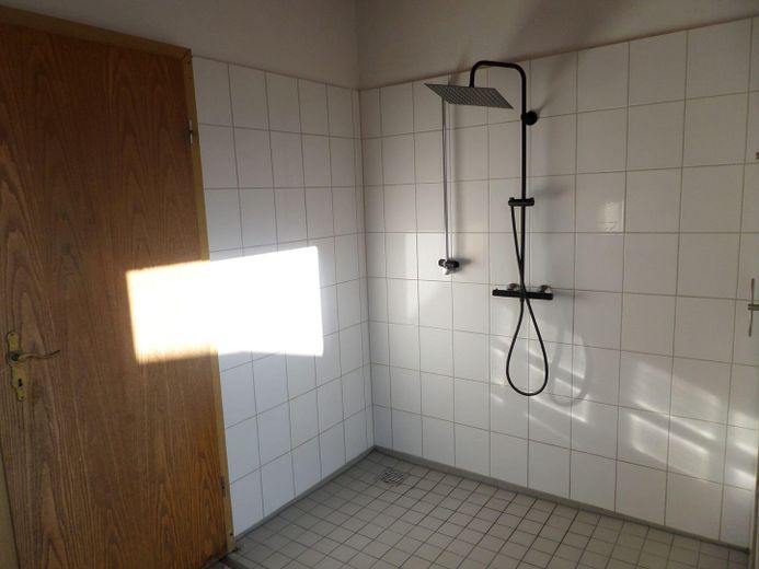 EG Bad Ausschnitt II