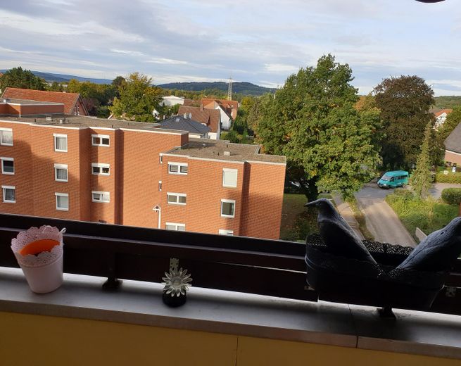 familienfreundliche 3-Zi-Whg in ruhiger, verkehrsgünstiger Lage in Empelde von Privat – Blick vom Balkon