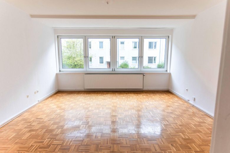 Komisyonsuz, List'in kalbinde – Wohnzimmer