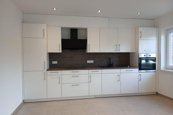 ERSTBEZUG 2026 - EG Wohnung mit Terrasse, PKW-Stellplatz und Abstellraum für Fahrräder