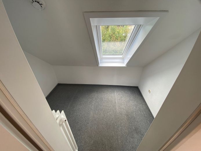 2,5 habitaciones alquiladas SIN CORREDOR Büsum (cerca de Familienlagune)para inversores – Kleines Zimmer