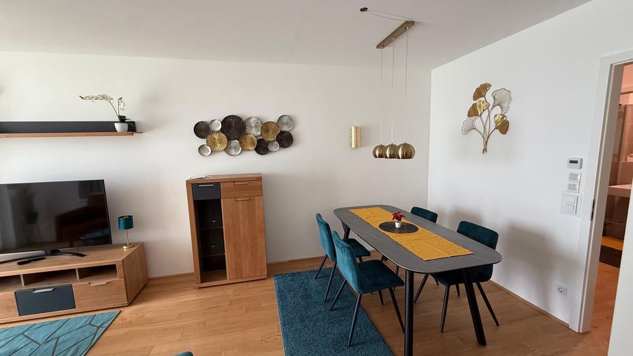 Voll möbliert, auch auf Zeit: exklusive 2-Zimmer-Gartenwohnung in Top-Lage in Freilassing – Foto 10