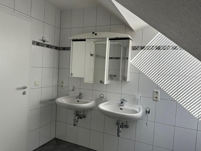 Duschbad DG