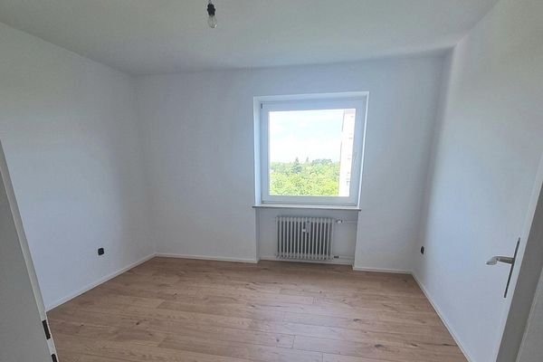 !!!PROVISIONSFREI!!! Frisch renovierte 3-Zimmer-Wohnung in München-Hadern/Blumenau