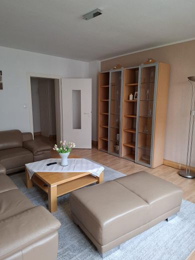 78QM Daire - 2 yatak odası, balkon, küvetli banyo – Fotoğraf 1