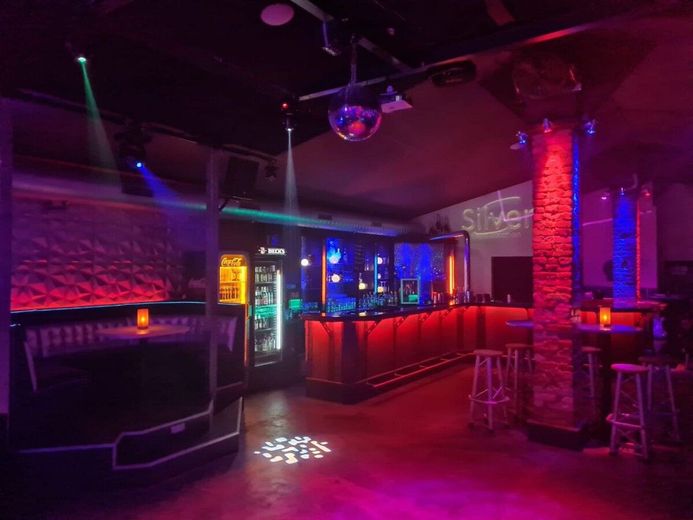 Eventlocation &amp; Club in Berlin zur Miete - bis 200 Gäste | Komplett ausgestattet – 2024-07-29 18.45.37