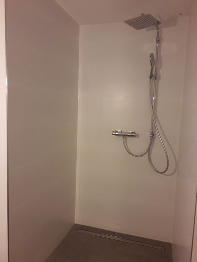 Newly renovated 2-room apartment ideal for singles or couples – Foto 7