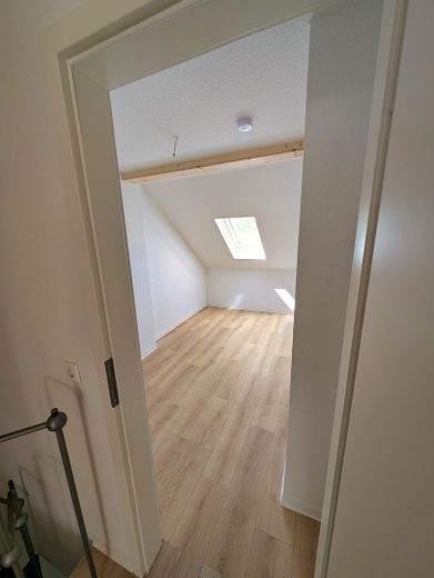 Eigentumswohnung Maisonette 5 Schlafräume, große Wohnküche und 2 Bäder – Foto 20