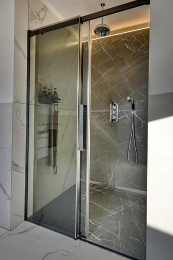 Bad / Dusche
