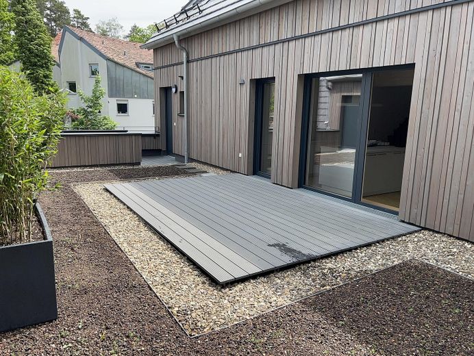 5-room apartment in an eco-friendly timber house – Dachterrasse