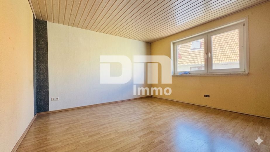 Historischer Charme trifft moderne Nachhaltigkeit - Ihr neues Familiendomizil – OG Schlafzimmer