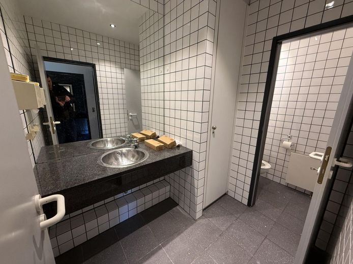 Moderne und funktionale Bürofläche in Köln Dellbrück – WC