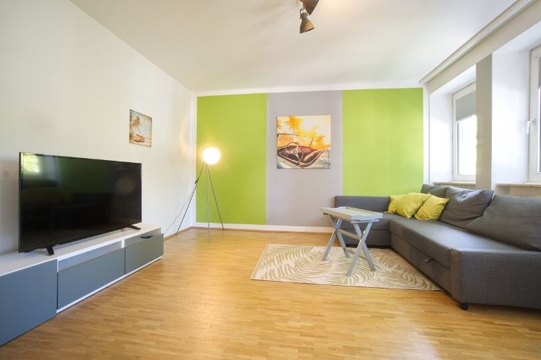 Attraktive möblierte und komplett ausgestattete Wohnung mit Gästezimmer und Internetzugang in Gelsenkirchen-Buer – c28e8e00969a074cf2be1346c8e0695456f02994.jpg