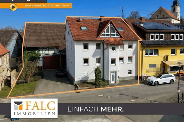Occasione rara: casa per 2-3 famiglie con enorme fienile e officina a Oberwittstadt