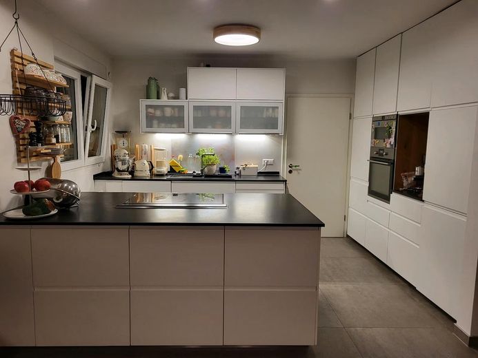 Casa unifamiliar independiente con apartamento independiente – Foto 5