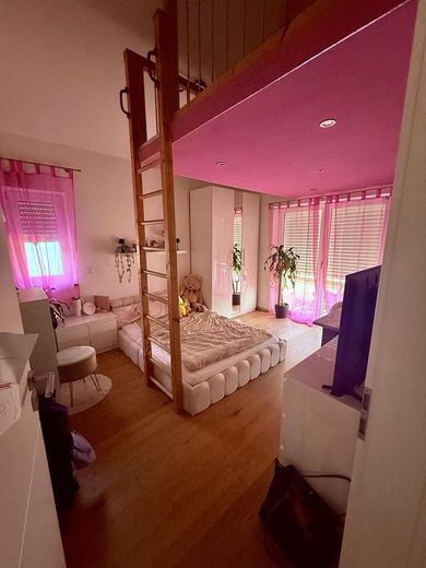 Piękny, niemal nowy dom jednorodzinny na skraju lasu – Kinderzimmer 2